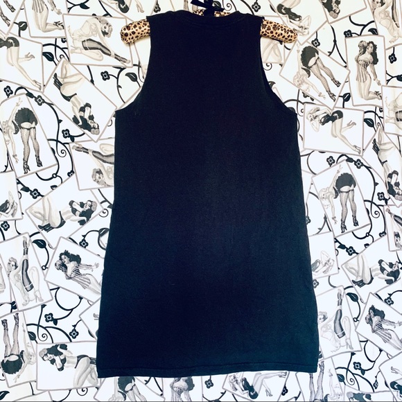 Tiger T-shirt Dress - Picture 3 of 4